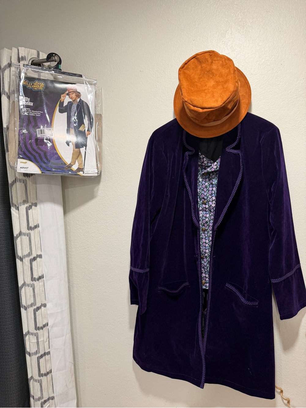 Willy Wonka Adult Costume Men's Purple Velvet Blazer Jacket - Luxe Evening Coat